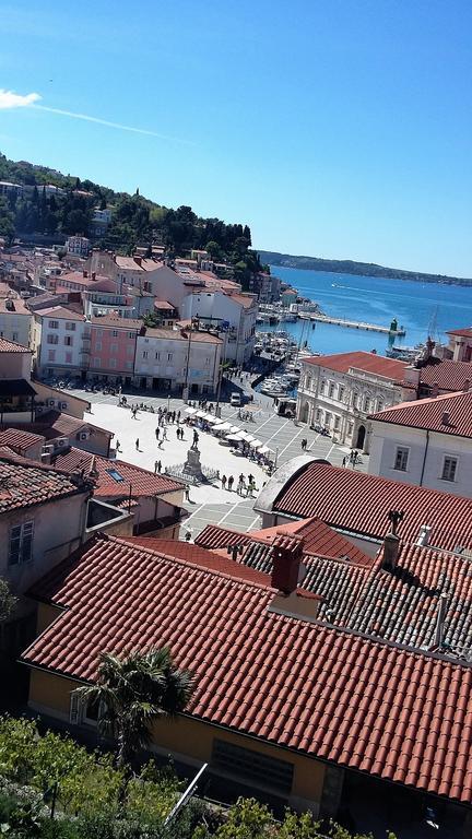 Apartma Mery Piran Exteriör bild